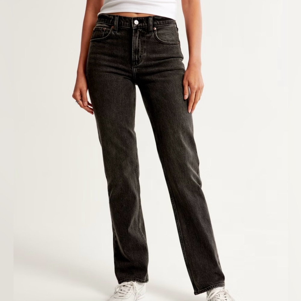 Black Abercrombie & Fitch Mid Rise 90s Straight Jean 27S